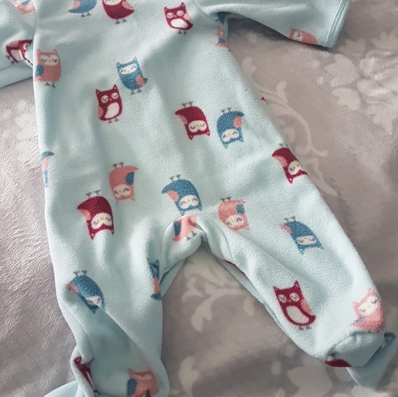 Newborn Carter's fleece footie one piece - Picture 3 of 3